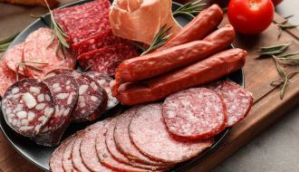 4 thói quen ăn thịt rút ngắn tuổi thọ của bạn cần biết