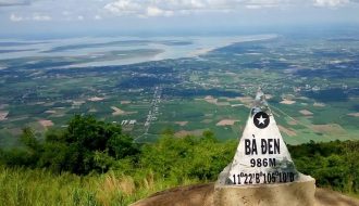Kinh nghiệm chinh phục núi Bà Đen
